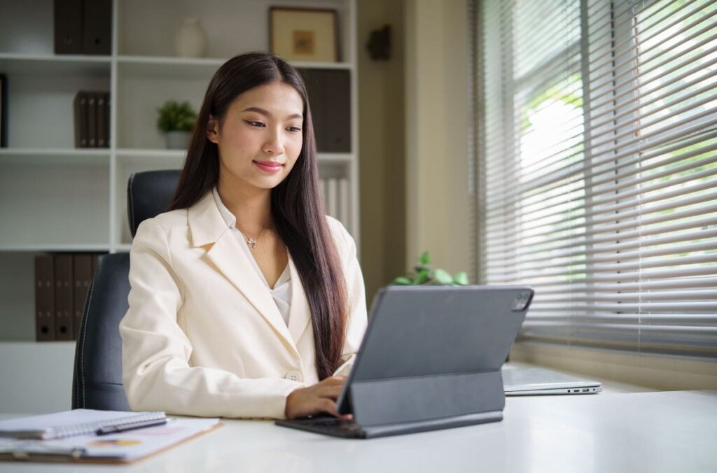 Freelancers or Outsourcing? What's the Best for Your Books