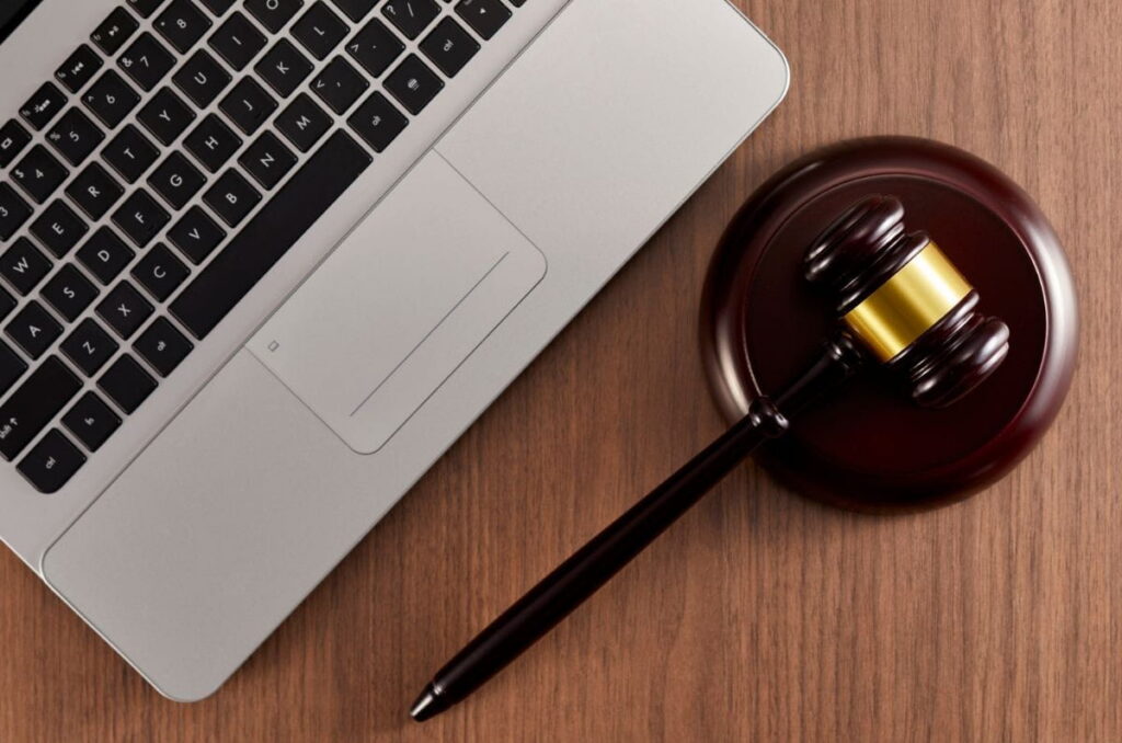 What Law Firms Are Outsourcing